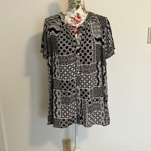 Rose and olive short sleeve blouse